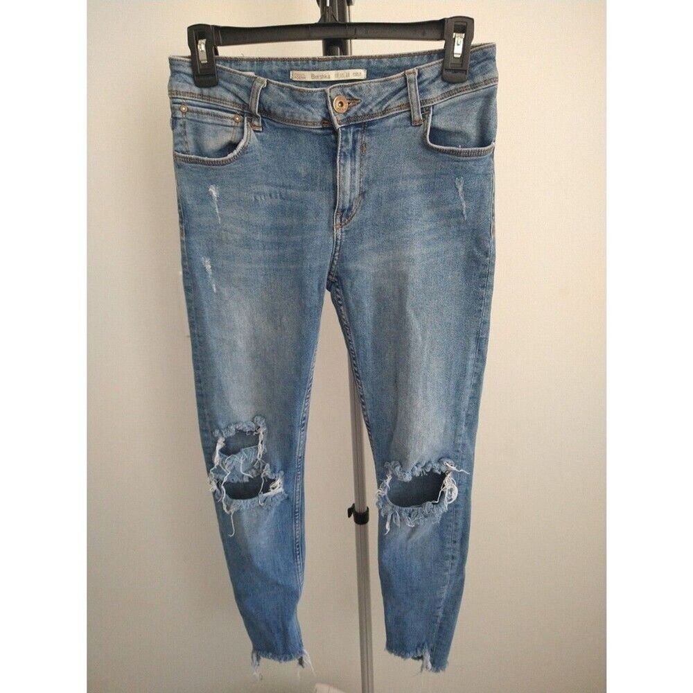 Bershka  ladies size 6 distressed cropped skinny jeans
